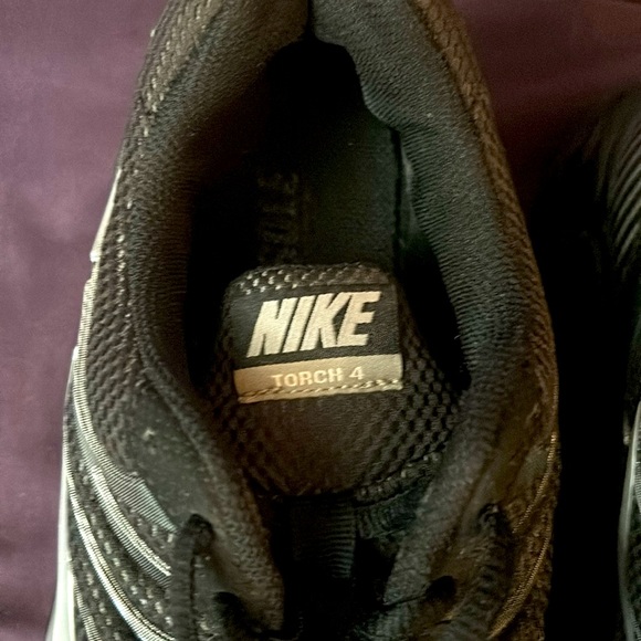 NIKE AIR Men’s Nike Air Tourch 4 running shoes - Picture 6 of 11